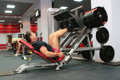 <span style="font-weight: bold;">ТРЕНАЖЕРНЫЙ ЗАЛ</span>